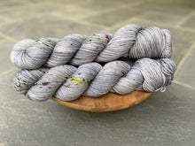 Load image into Gallery viewer, LITLG - DK Twist Variegated