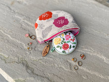 Load image into Gallery viewer, Crescent Notions Pouch