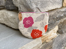 Load image into Gallery viewer, Crescent Notions Pouch