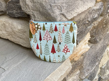 Load image into Gallery viewer, Crescent Notions Pouch