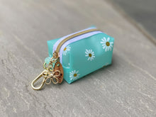 Load image into Gallery viewer, Daisy Notions Pouch