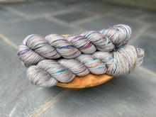 Load image into Gallery viewer, Julie Asselin - Fino