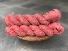 Load image into Gallery viewer, Julie Asselin - Fino