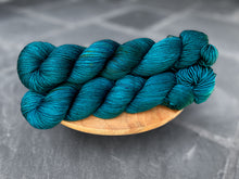 Load image into Gallery viewer, LITLG - Sport Merino Variegated