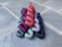 Load image into Gallery viewer, Little Fox Yarn - Bosa