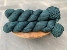 Load image into Gallery viewer, LITLG - Sport Merino Semi Solid