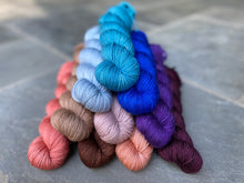 Load image into Gallery viewer, LITLG - DK Twist Semi Solid