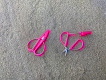 Load image into Gallery viewer, Knitworthy - Mini Scissors