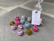 Load image into Gallery viewer, Yarn Samples