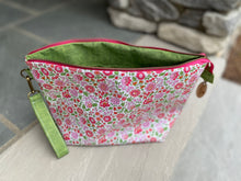 Load image into Gallery viewer, Zipper Pouch
