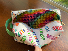 Load image into Gallery viewer, Socks For Sam - Boxy Bag
