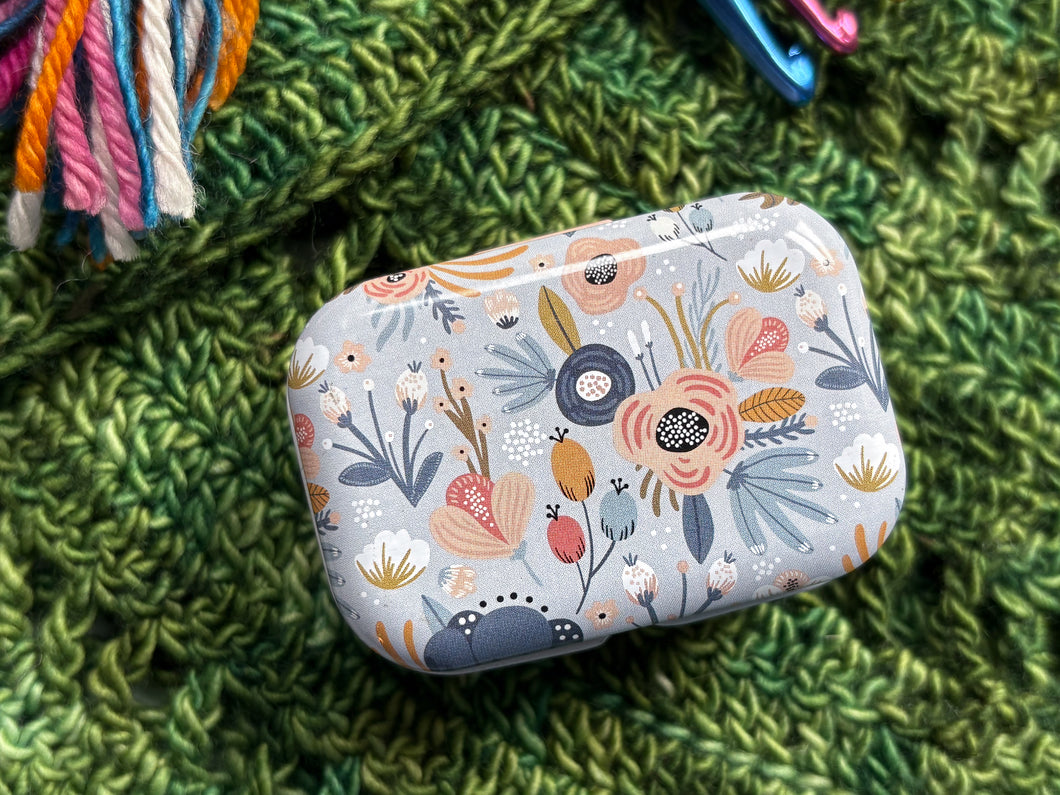 Knitworthy - Tin Notions Box