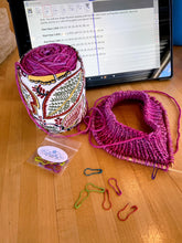 Load image into Gallery viewer, Knitworthy - Removable Stitch Markers
