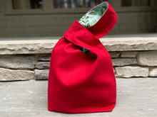 Load image into Gallery viewer, Medium Japanese Knot Bag
